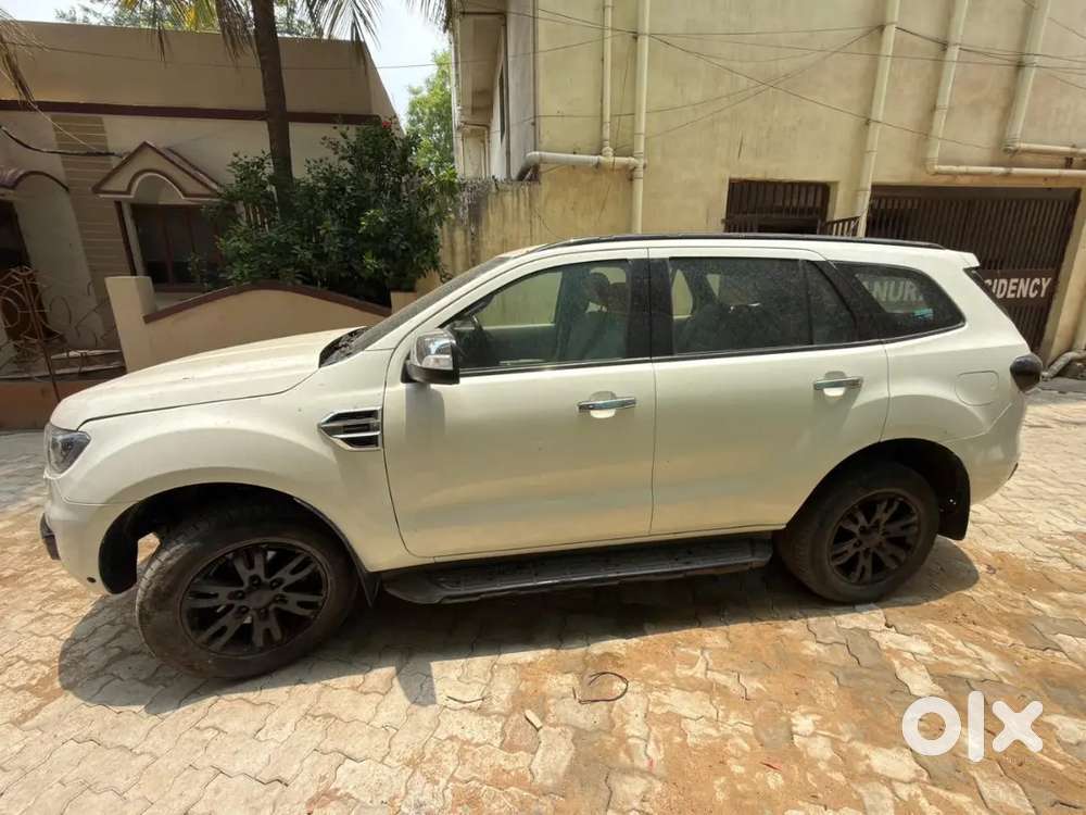Ford Endeavour 2016 Diesel Well Maintained