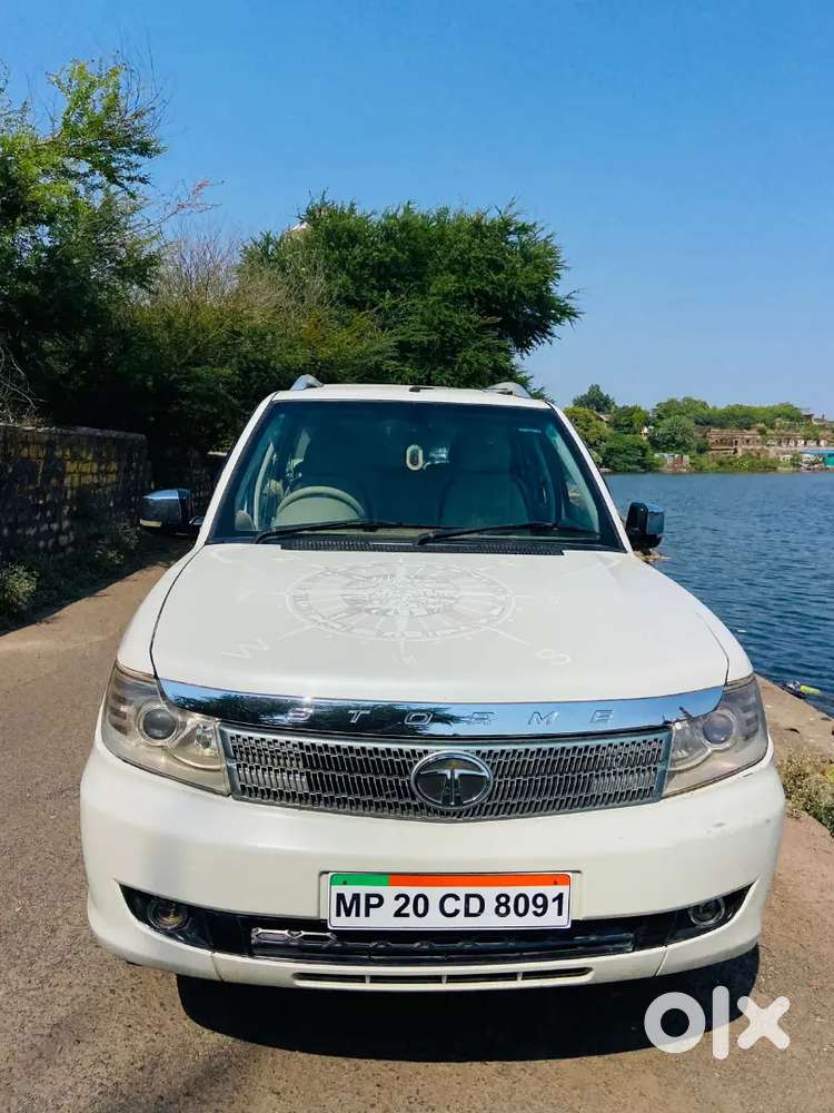 Tata Safari Storme 2013