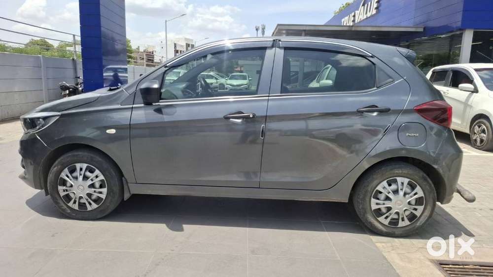 Tata Tiago 1.05 Revotorq Xe, 2022, Petrol