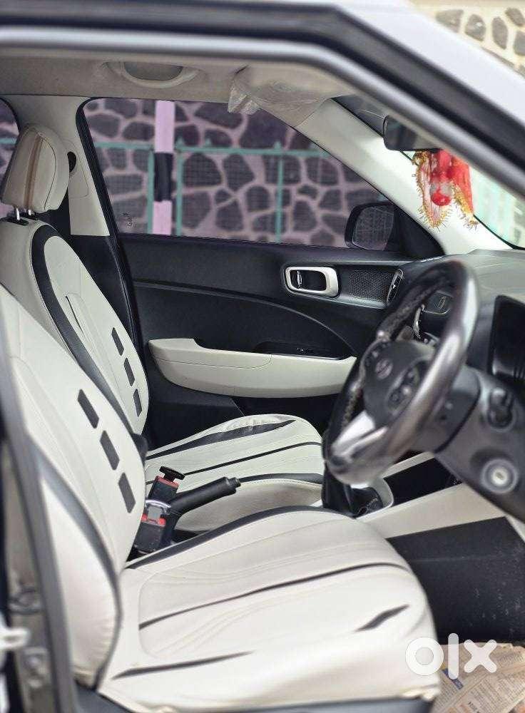 Hyundai Venue 1.2 S (o), 2022, Petrol