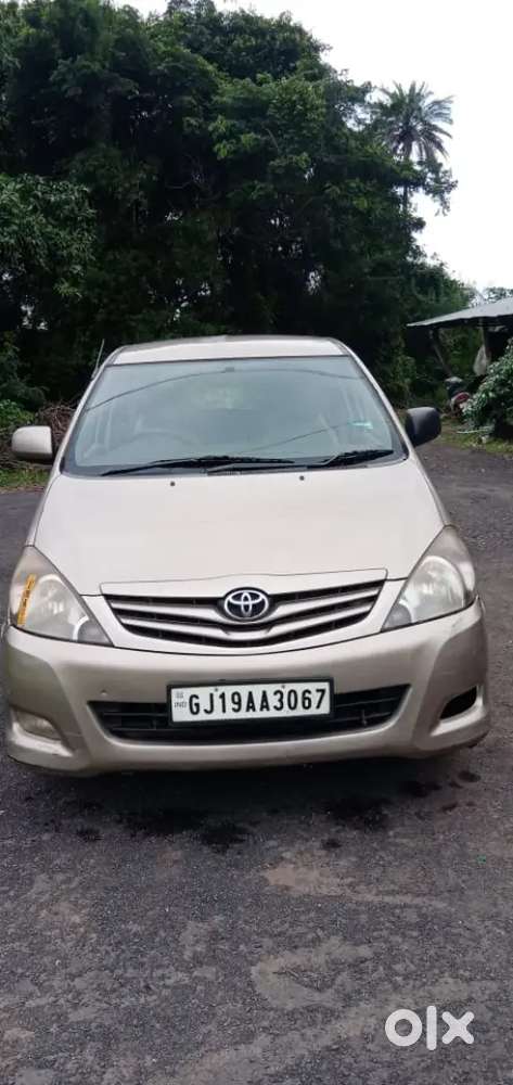 Toyota Innova Gx 2010 Diesel Car