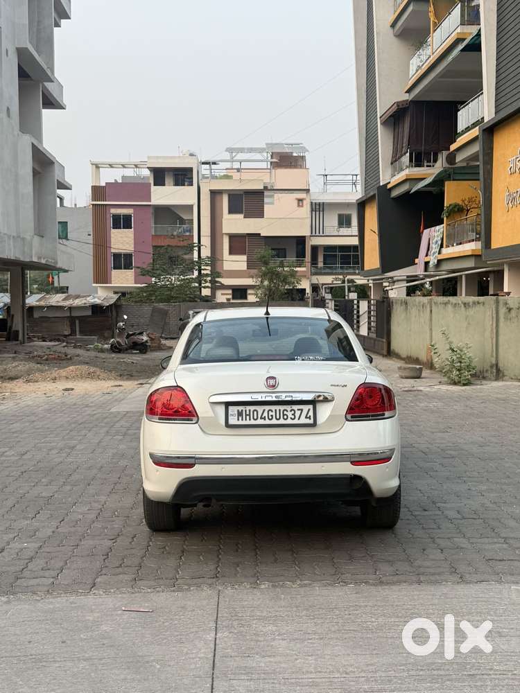 Fiat Linea Emotion 1.3 L Advanced Multijet Diesel, 2015, Diesel