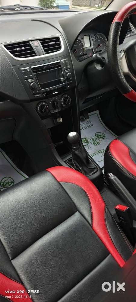 Maruti Suzuki Swift Vxi + Manual, 2016, Petrol