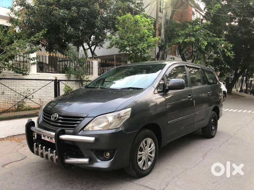 Toyota Innova 2012-2013 2.5 E Diesel Ms 8-seater, 2012, Diesel