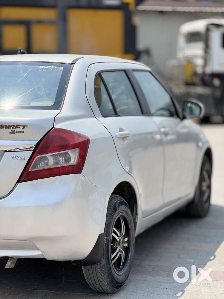 Maruti Suzuki Swift Dzire 1.2 Vxi Regal Limited Edition, 2012, Petro..