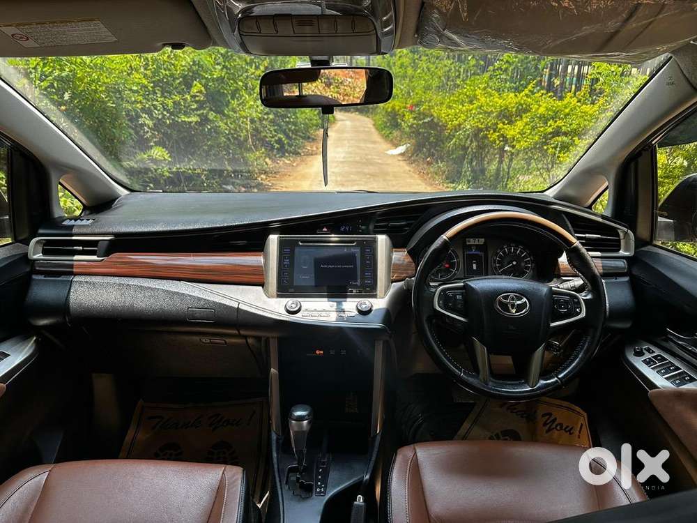 Toyota Innova Crysta 2016 Diesel 163000 Km Driven