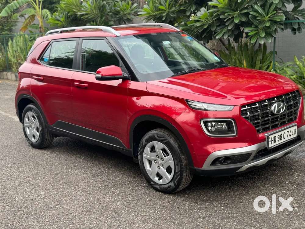 Hyundai Venue 1.2 S Plus, 2022, Petrol