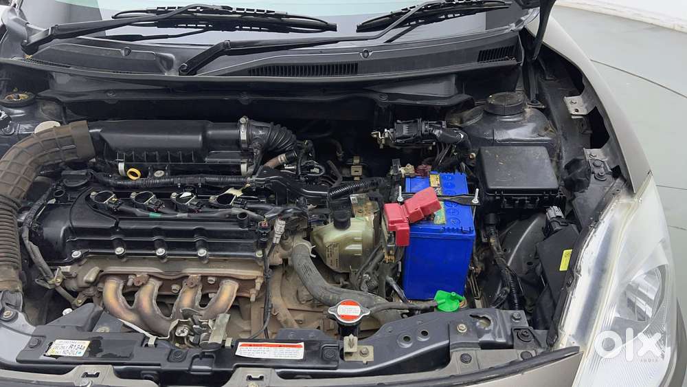 Maruti Suzuki Dzire 1.2 Vxi Amt, 2017, Petrol