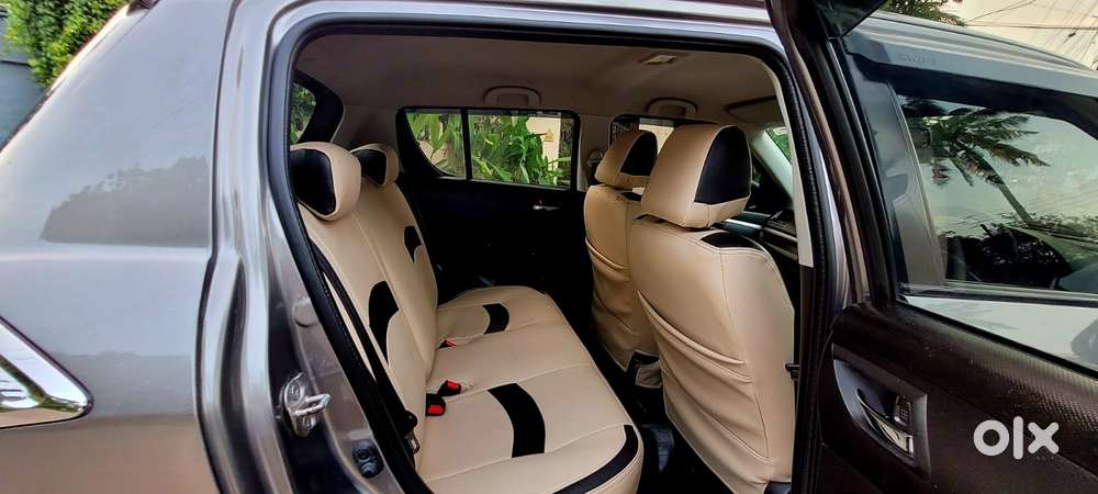 Maruti Suzuki Swift Vxi Optional, 2017, Petrol