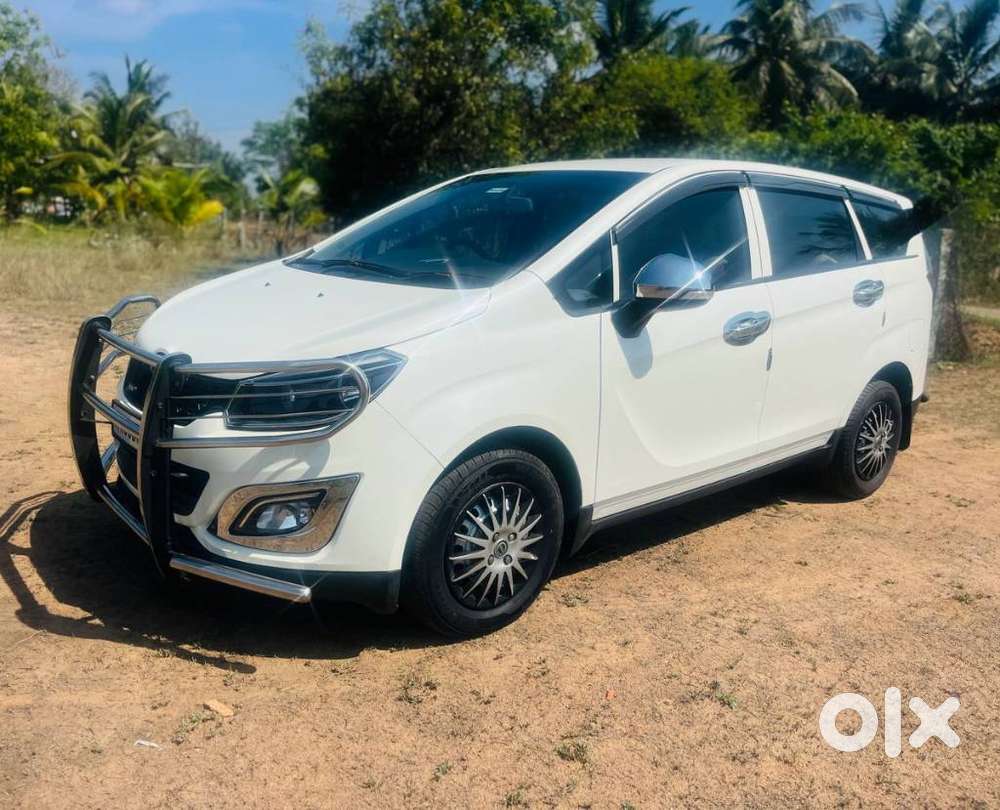 Mahindra Marazzo M2 8str, 2021, Diesel