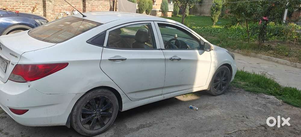 Hyundai Verna Petrol 2013 Mint Condition