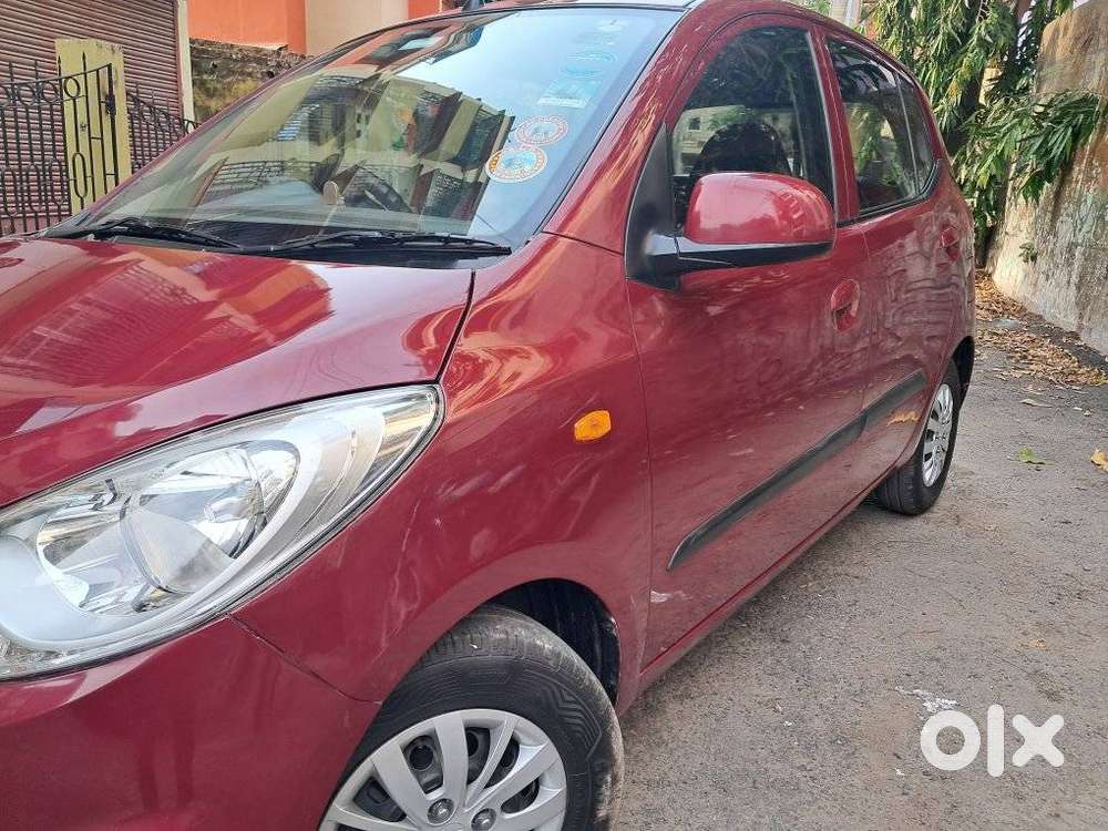 Hyundai I10 Sportz, 2017, Petrol