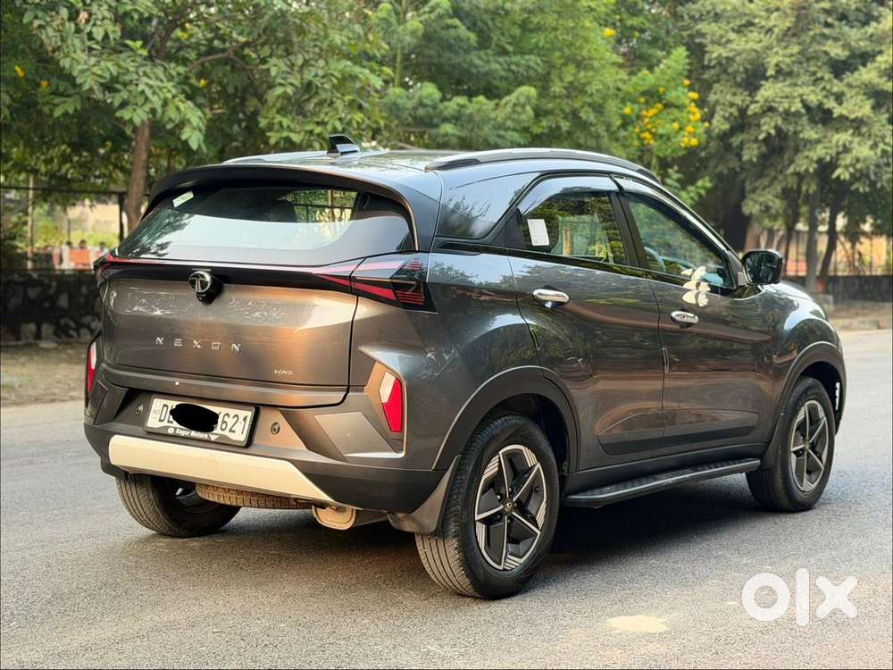 Tata Nexon Creative Plus 1.2 Revotron Petrol 6 Mt, 2025, Cng & Hybri..