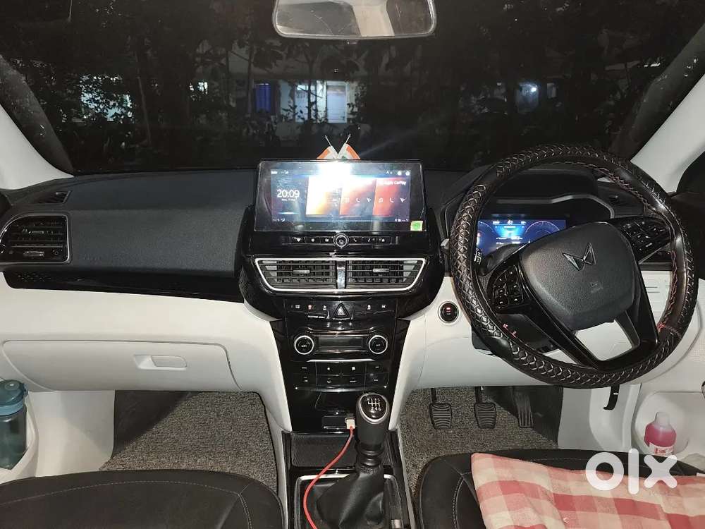Mahindra Xuv 3xo 2024 Petrol 23000 Km Driven