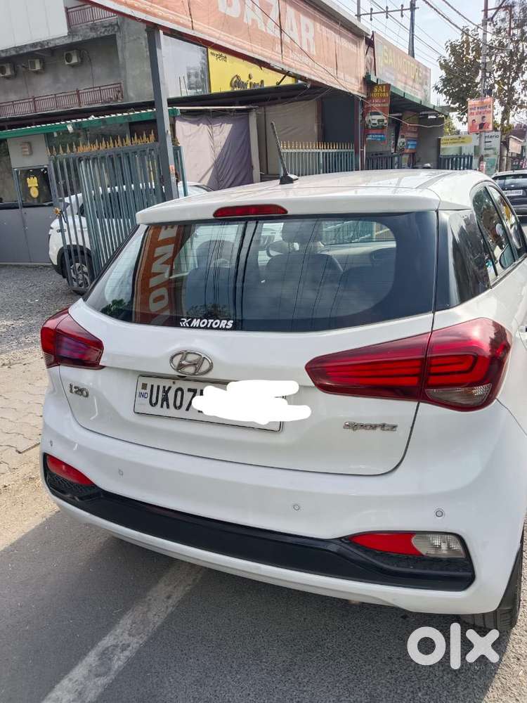 Hyundai I20 Sportz Plus Dual Tone, 2020, Petrol