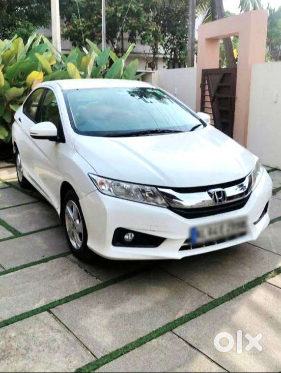 Honda City Petrol 2016(manual) - Single Owner, Doctor Owned