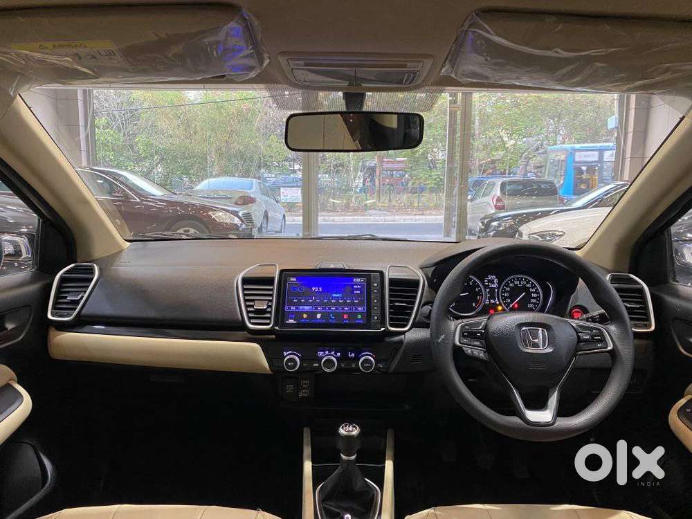 Honda City 1.5 V 5th Gen I-vtec Mt, 2022, Petrol