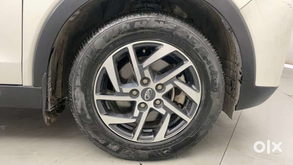 Mahindra Xuv300 W8 Option, 2022, Petrol