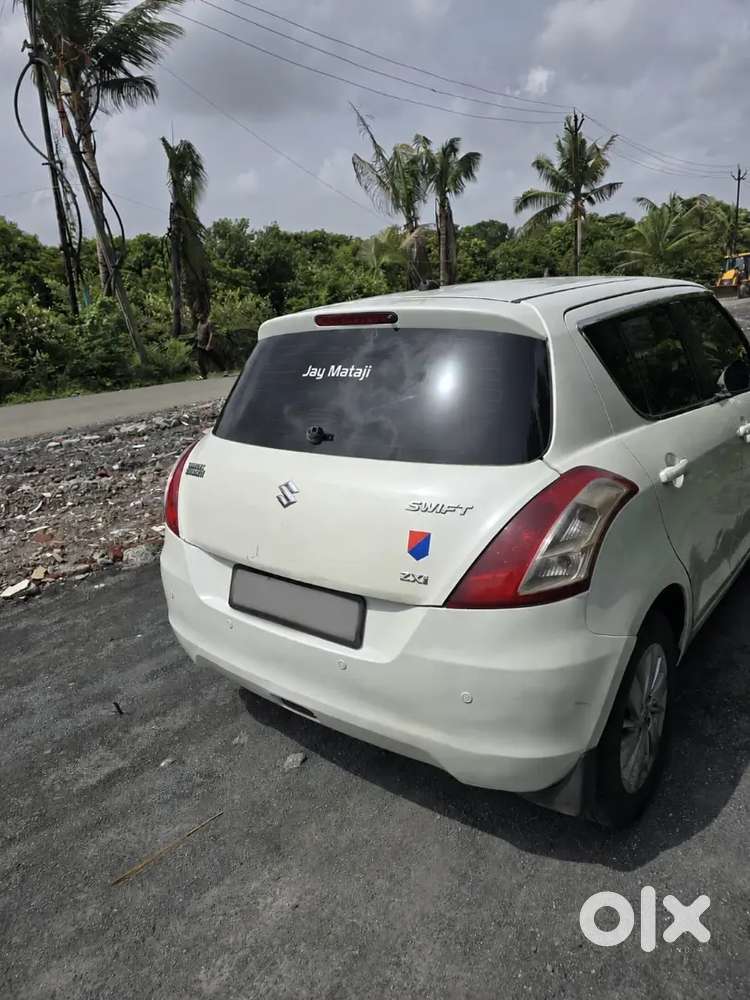 Maruti Suzuki Swift 2014 Petrol / Cng