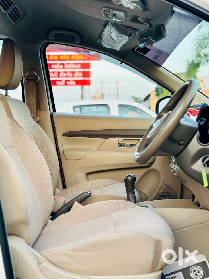 Maruti Suzuki Ertiga Vxi Shvs, 2023, Petrol