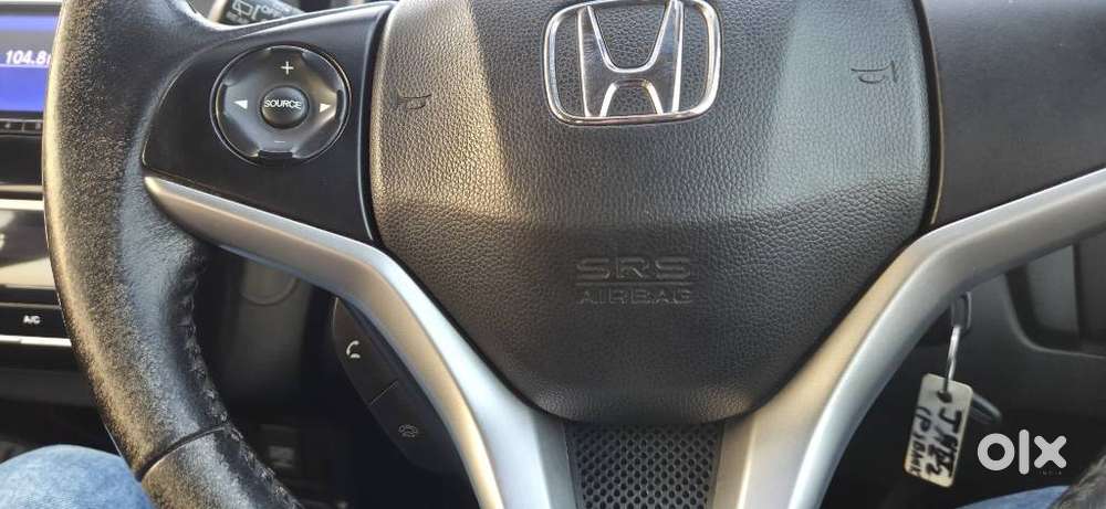Honda Jazz V Cvt, 2015, Petrol