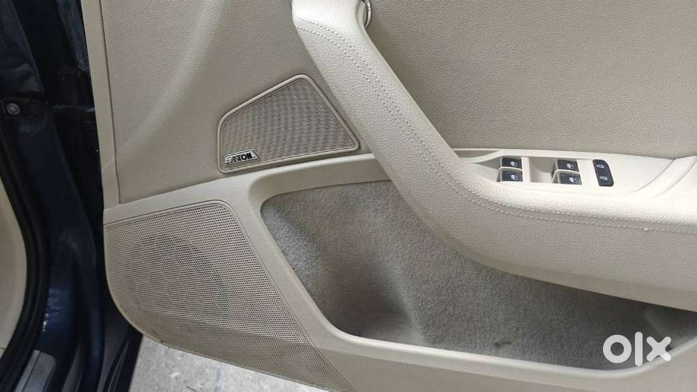 Skoda Superb 2.0 L&k Tsi At, 2021, Petrol