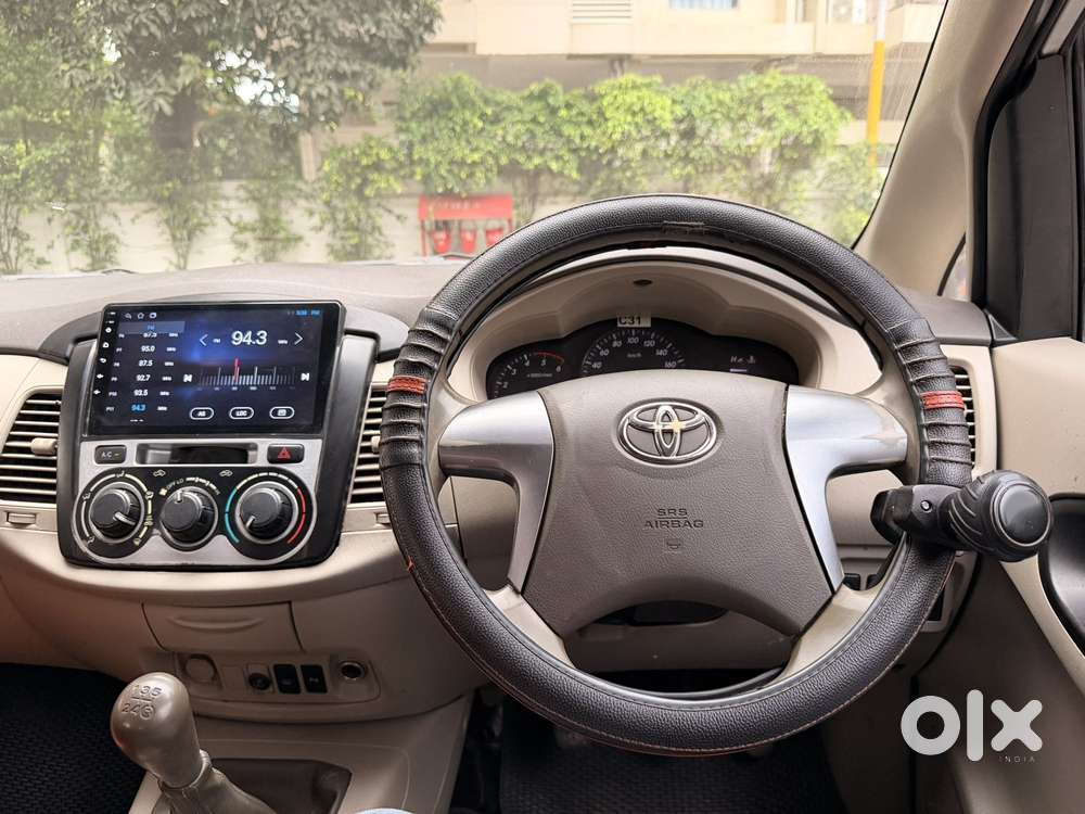 Toyota Innova 2.5 G (diesel) 8 Seater, 2014, Diesel