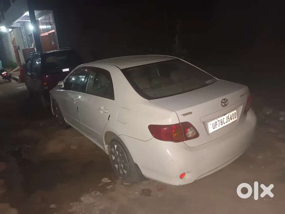 Toyota Corolla Altis 2011 Diesel 90000 Km Driven