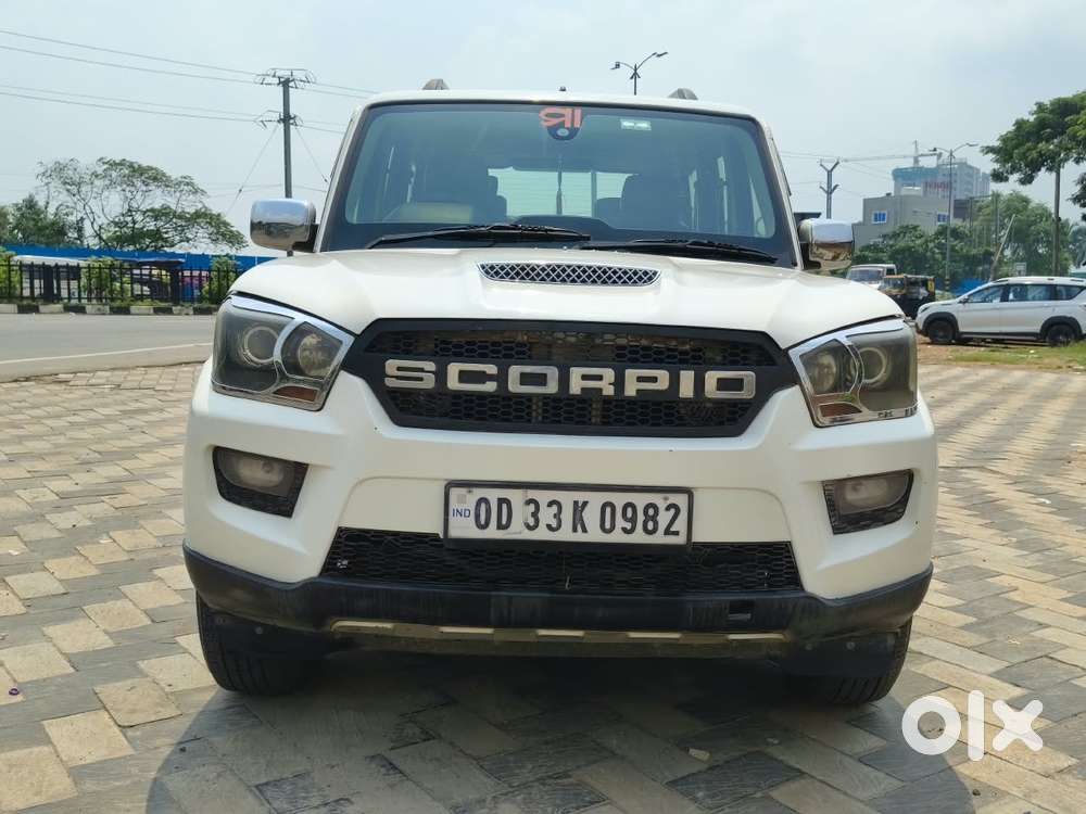 Mahindra Scorpio S10, 2016, Diesel