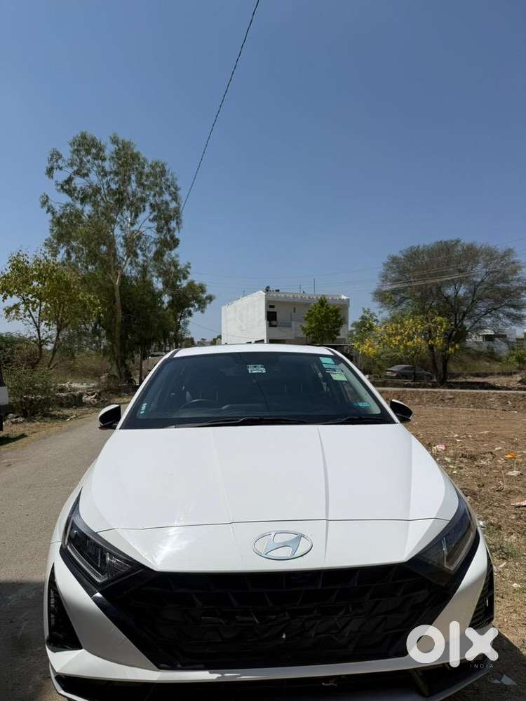 Hyundai I20 2024 Petrol 28000 Km Driven