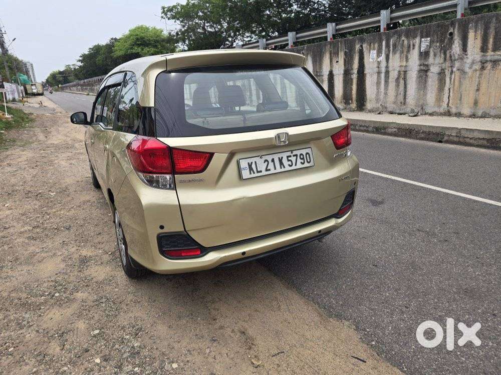 Honda Mobilio S I-vtec, 2015, Petrol