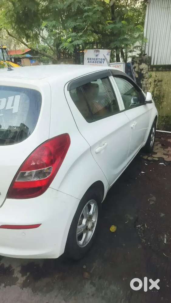 Hyundai New I20 1.2 Asta 2011
