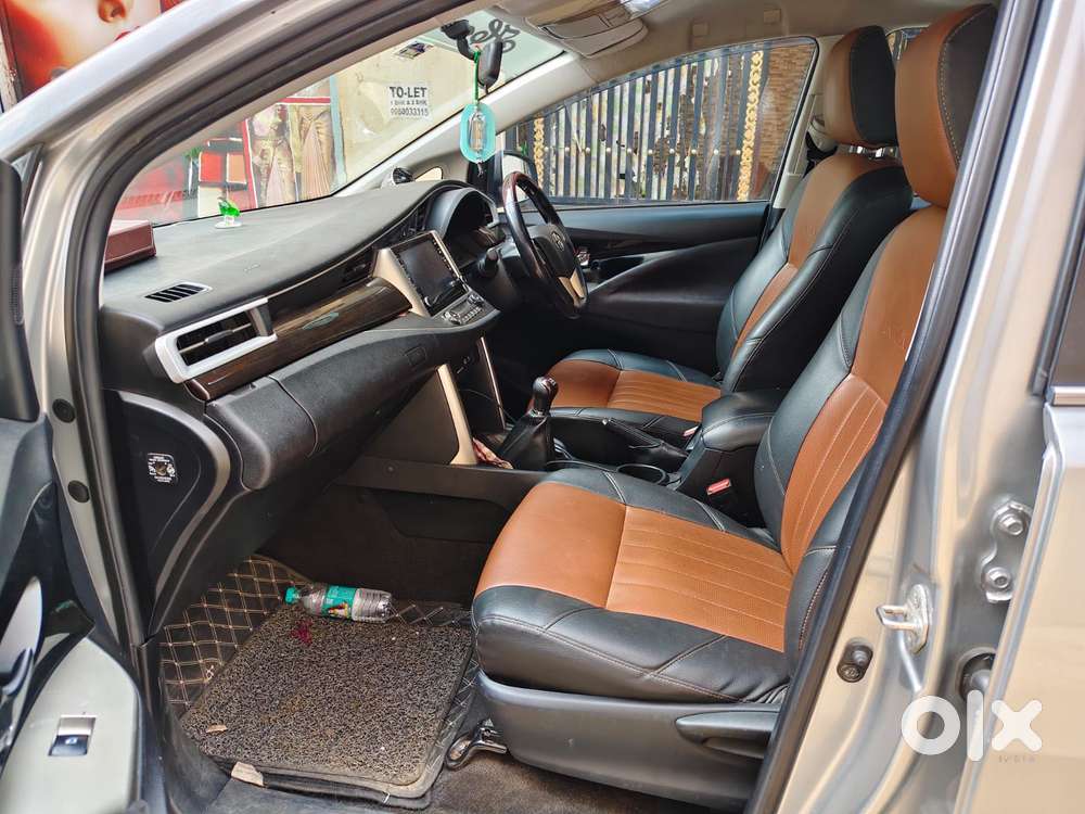 Toyota Innova Crysta 2.4 V 7 Str, 2017, Diesel