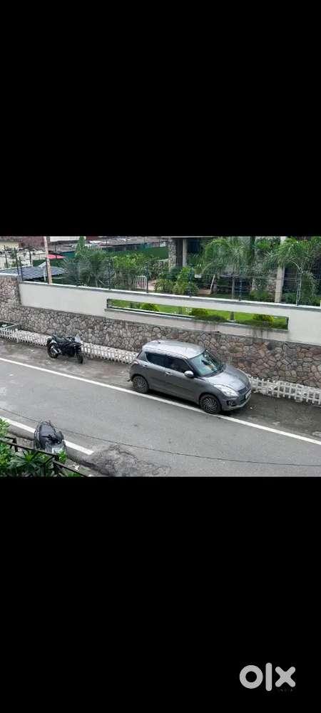 Maruti Suzuki Swift Vxi 2016