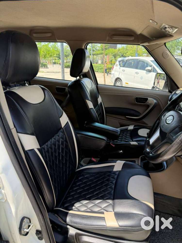 Mahindra Tuv 300 T10, 2019, Diesel