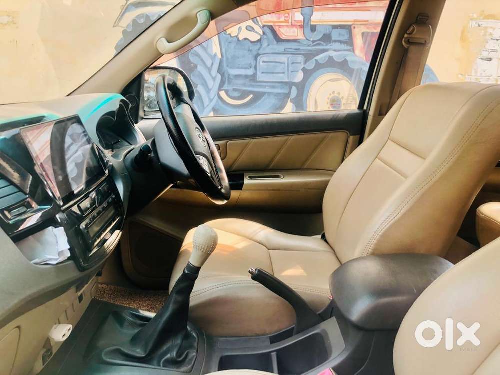 Toyota Fortuner 2013 Diesel Well Maintained