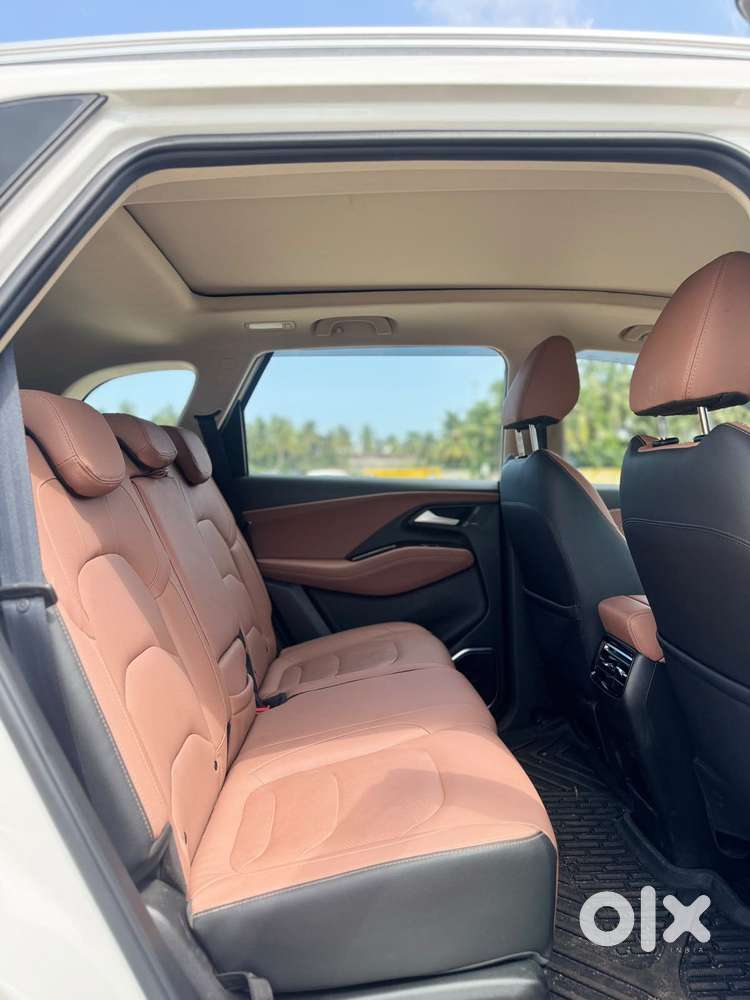 Mg Hector Plus Savvy Pro 1.5 Turbo Petrol Cvt 7 Str, 2023, Petrol