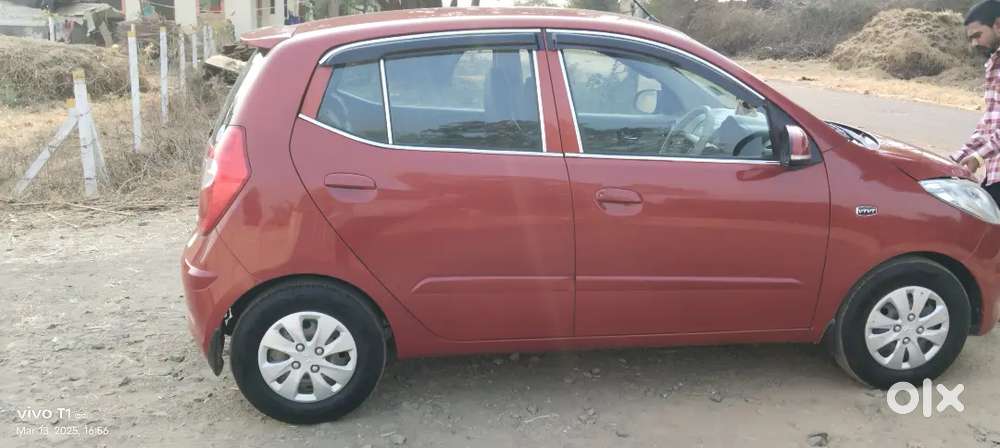 Hyundai I10 2012 Petrol 71210 Km Driven