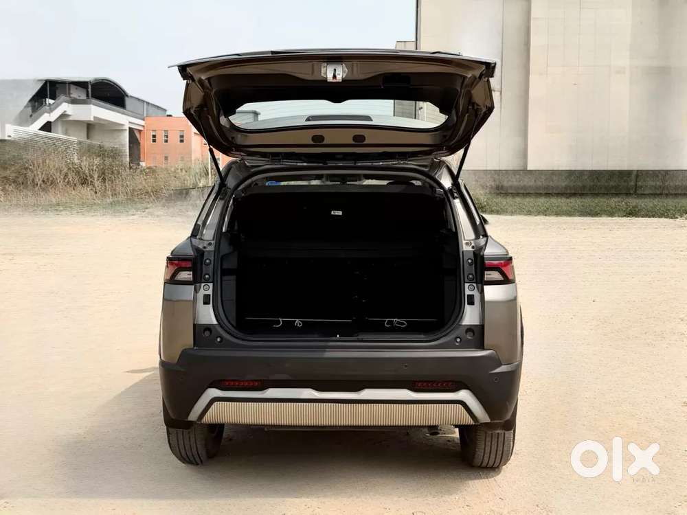 Maruti Suzuki Vitara Brezza 1.5 Zxi, 2024, Petrol