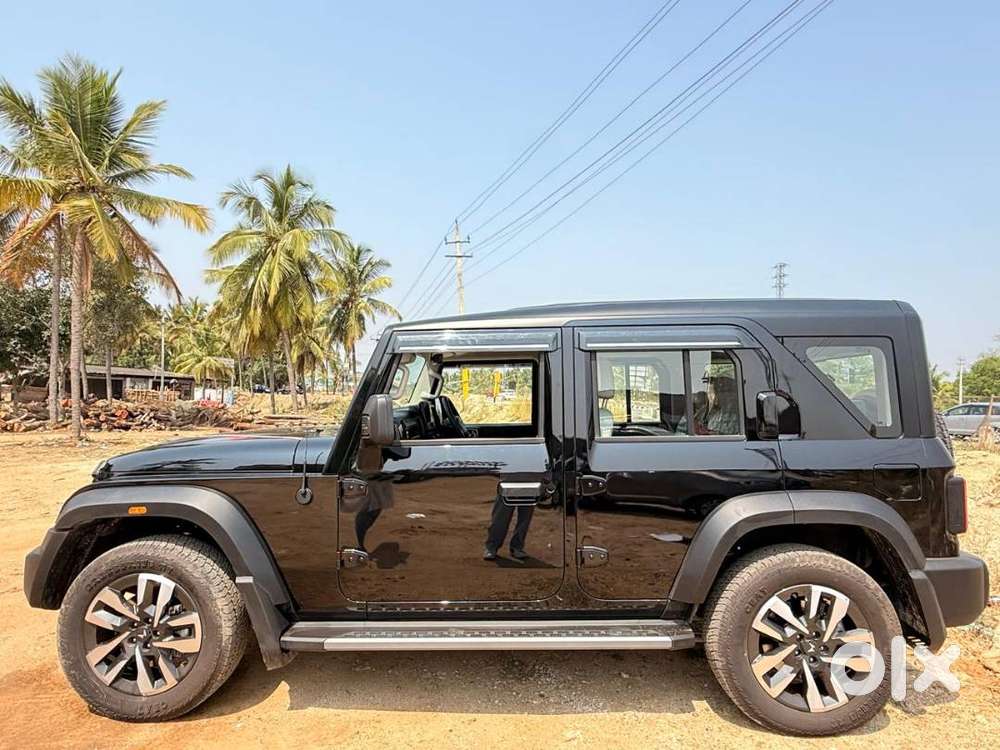 2026 Mahindra Thar Roxx Ax7l 4wd Diesel Automatic
