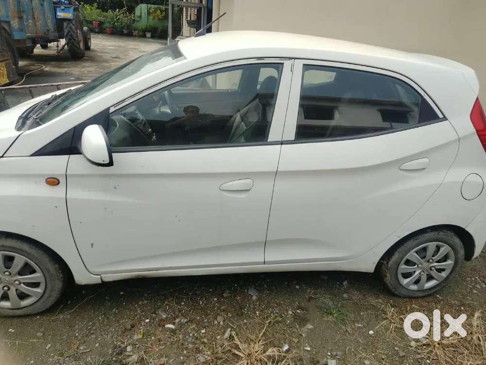 Hyundai Eon 0.8 Sportz 2011