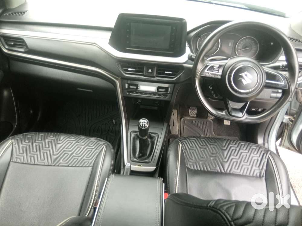 Maruti Suzuki Brezza 1.5 Vxi Smart Hybrid, 2023, Petrol