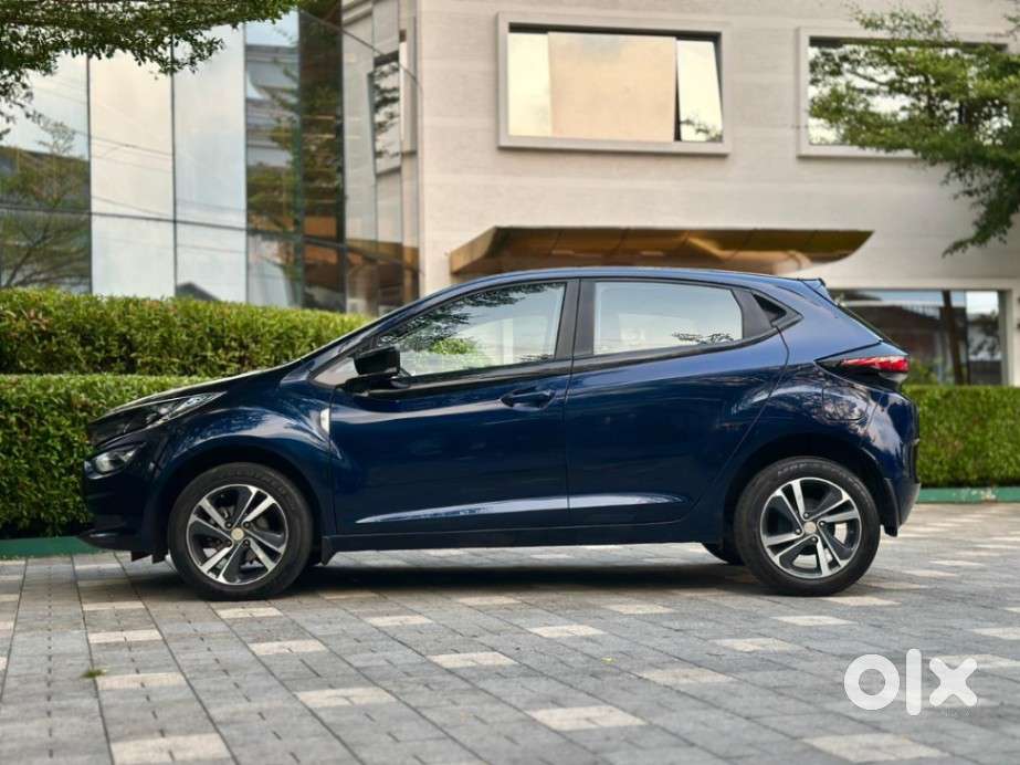 Tata Altroz 1.2 Xza Plus, 2024, Petrol