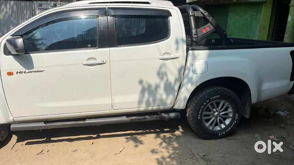 Isuzu Hi-lander 2023 Diesel 70000 Km Driven