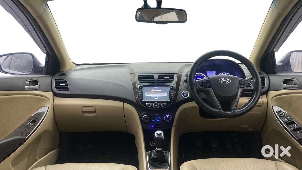 Hyundai Verna 1.6 Vtvt Sx, 2016, Petrol