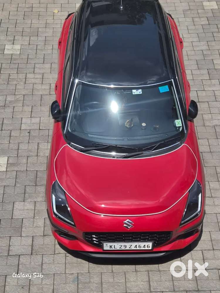 Maruti Suzuki Swift Zxi + Dual Tone Red And Black
