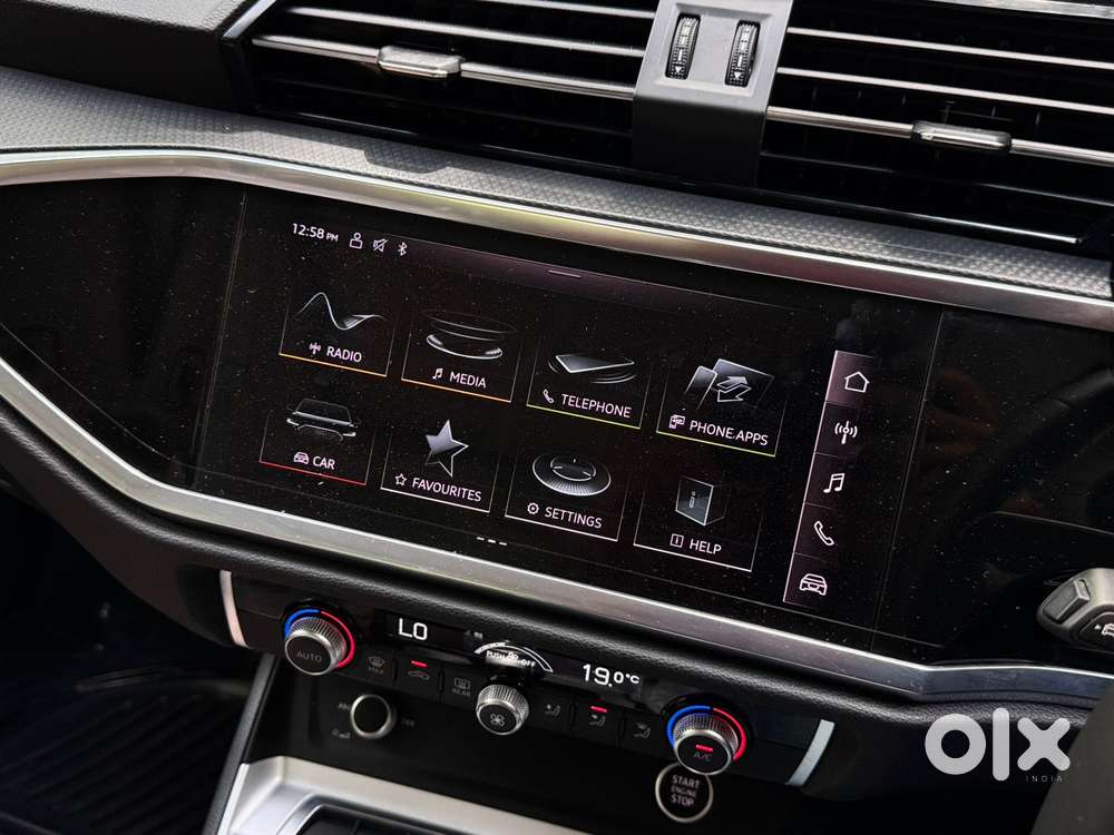 Audi Q3 40 Tfsi Premium Plus, 2024, Petrol
