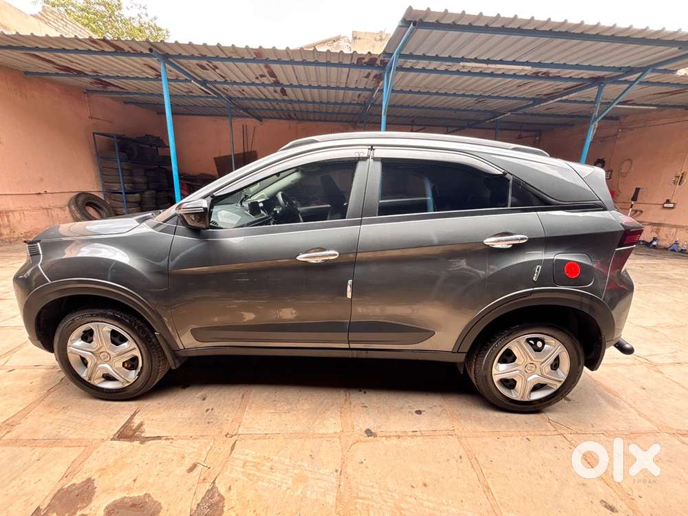 Tata Nexon Petrol 2024
