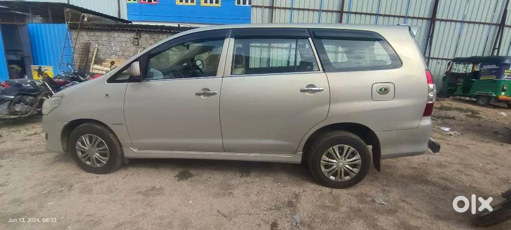 Toyota Innova 2013 Diesel 240000 Km Driven