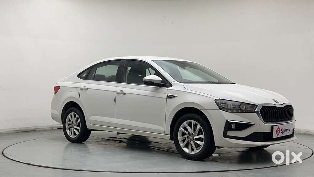 Skoda Slavia Ambition 1.0l Tsi Mt, 2022, Petrol